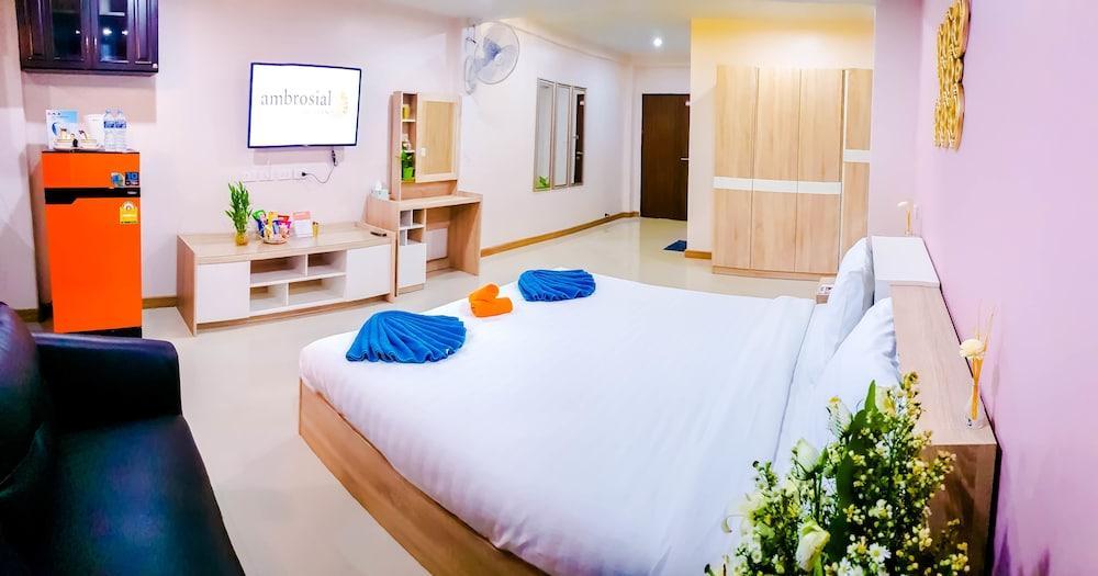 Walking Street Residence - Boutique Suites Near The Beach & Walking Street Pattaya Zewnętrze zdjęcie