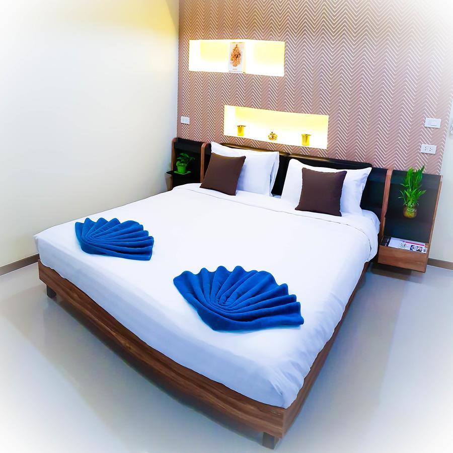Walking Street Residence - Boutique Suites Near The Beach & Walking Street Pattaya Zewnętrze zdjęcie