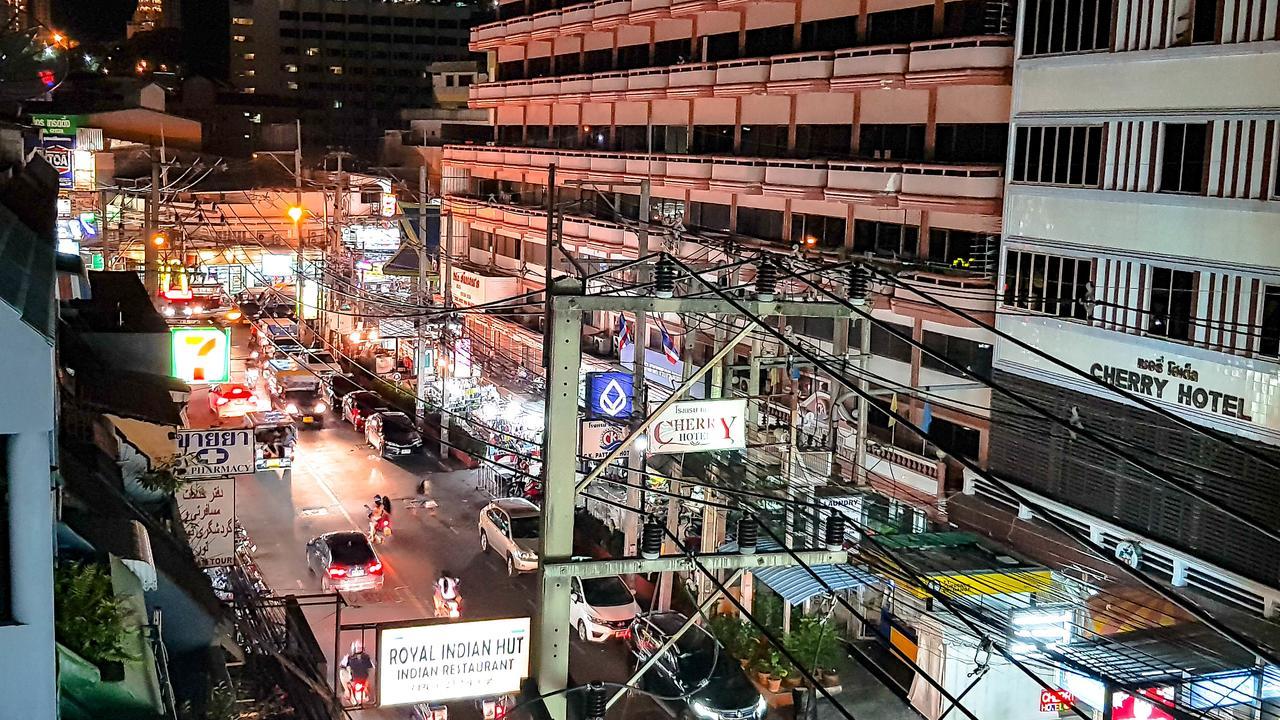 Walking Street Residence - Boutique Suites Near The Beach & Walking Street Pattaya Zewnętrze zdjęcie